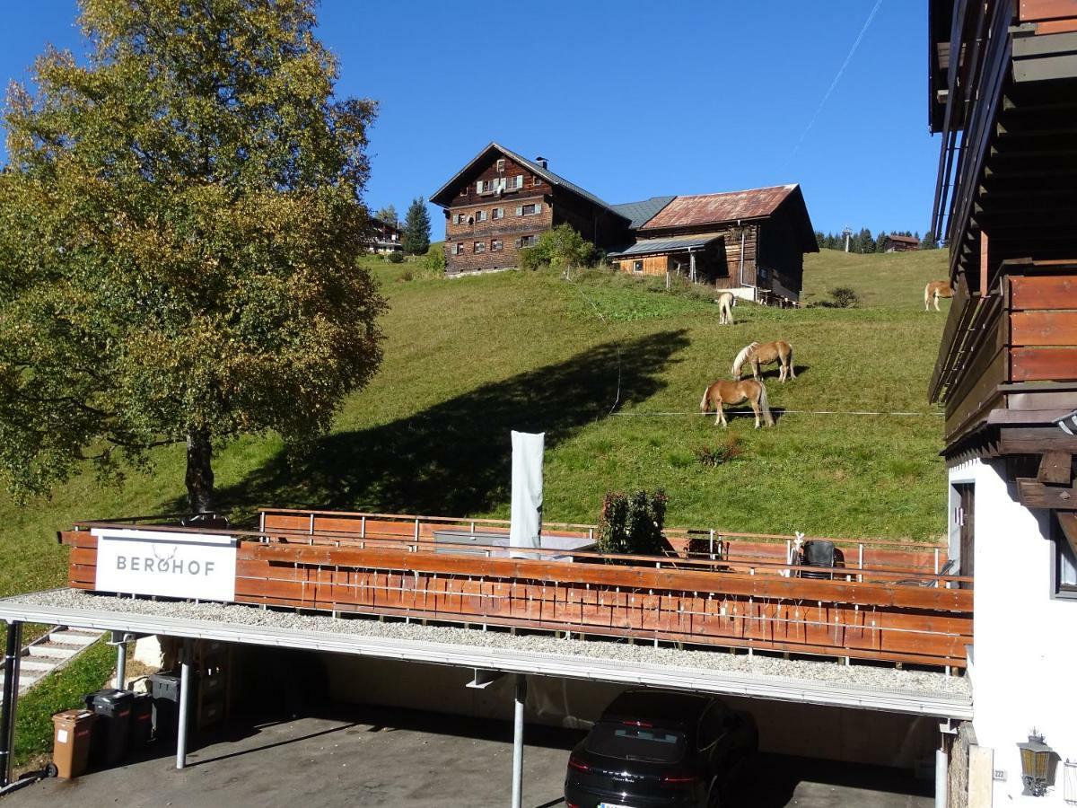 Der Berghof Aparthotel Hirschegg  Eksteriør bilde
